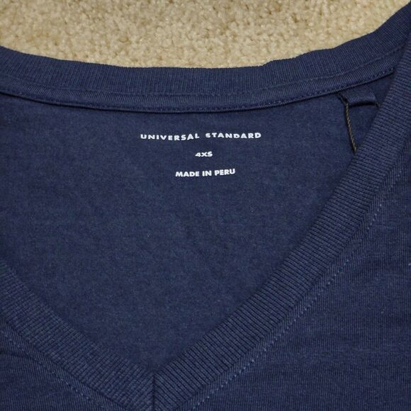 Universal Standard Penia Easy V-Neck T-Shirt Women Navy Pima-Modal 4XS (00-0) - Picture 4 of 12